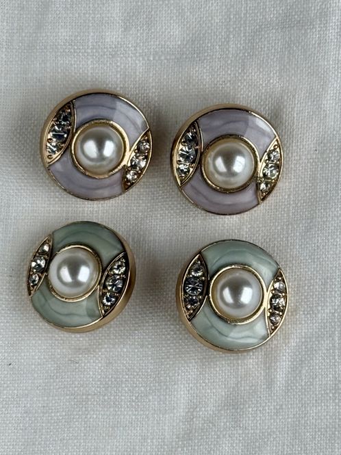 Hovedbilde Emaljert med perle og bling