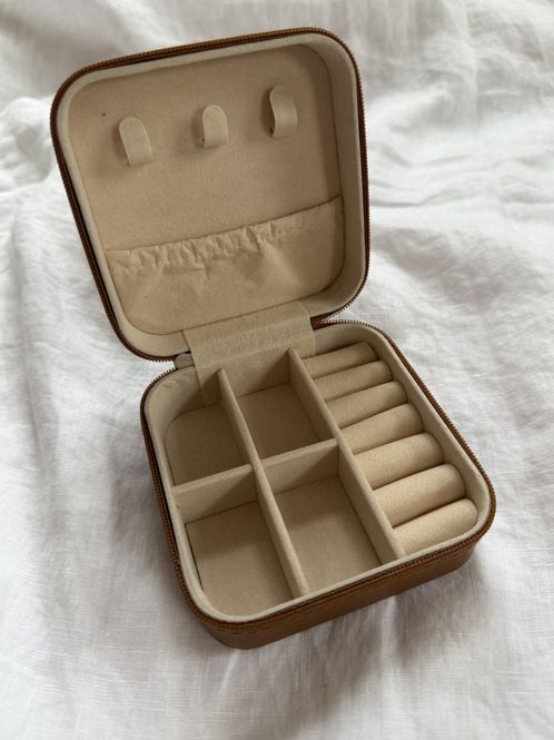 Hovedbilde Reisesmykkeskrin - liten - brun