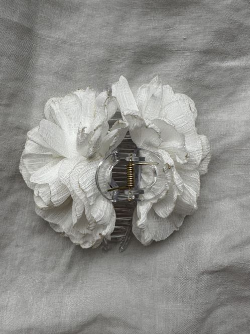 Hovedbilde Hvit klype med blomst