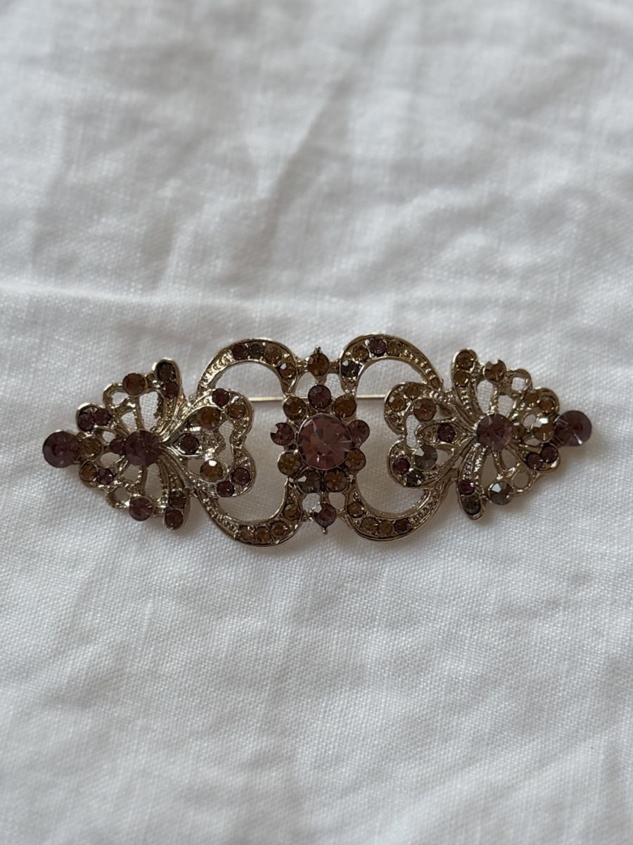 Avlang brosje - gylden