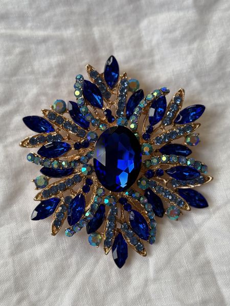 Hovedbilde Stor brosje - kongeblå