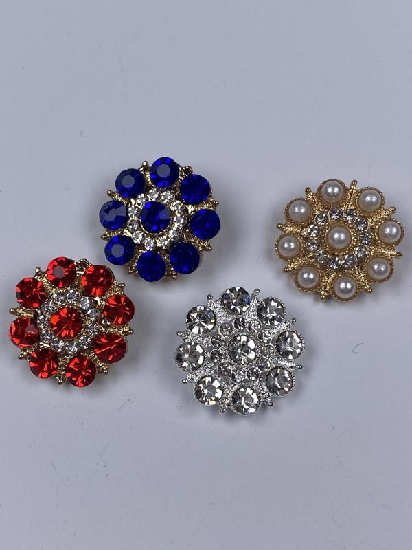 Perle og  bling knapper 
